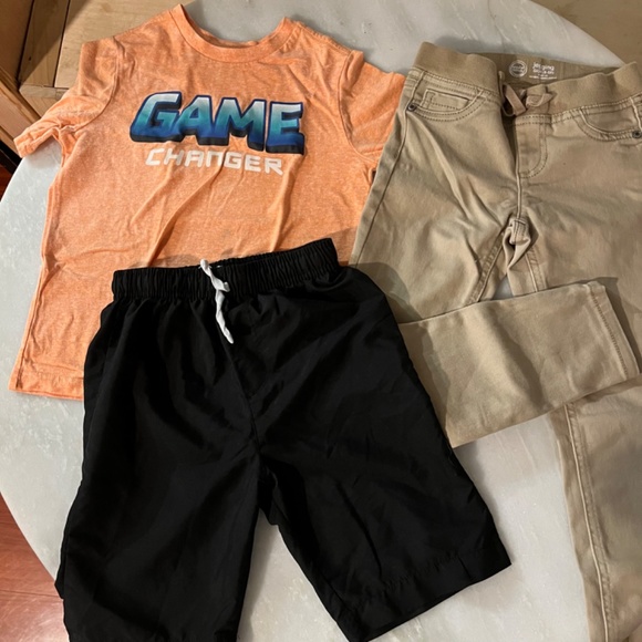 16 pieces Boys 4, 4-5,6, some 8 Lot clothes - Picture 6 of 10